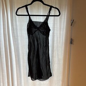 Elegant Black Lace Chemise